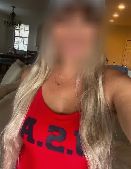 Asta, 38