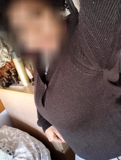 Ella, 39