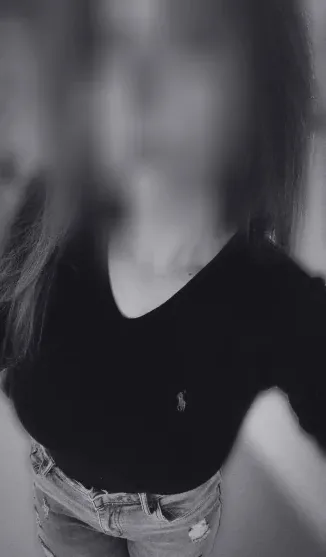 Emma, 26