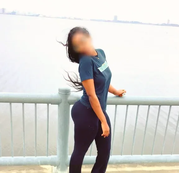 Jasmin, 35
